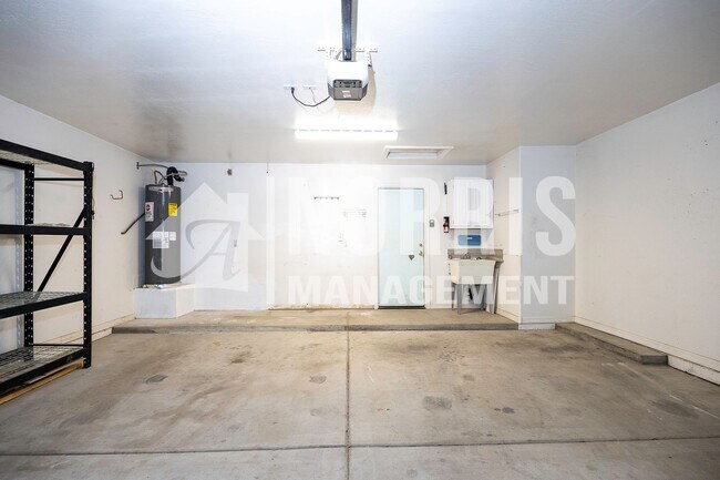 Building Photo - Nice Established Home in Arizona City
