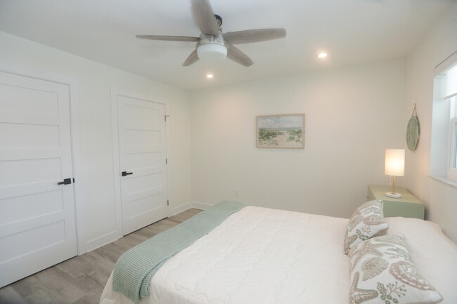 Building Photo - 8560 Heron Lagoon Cir