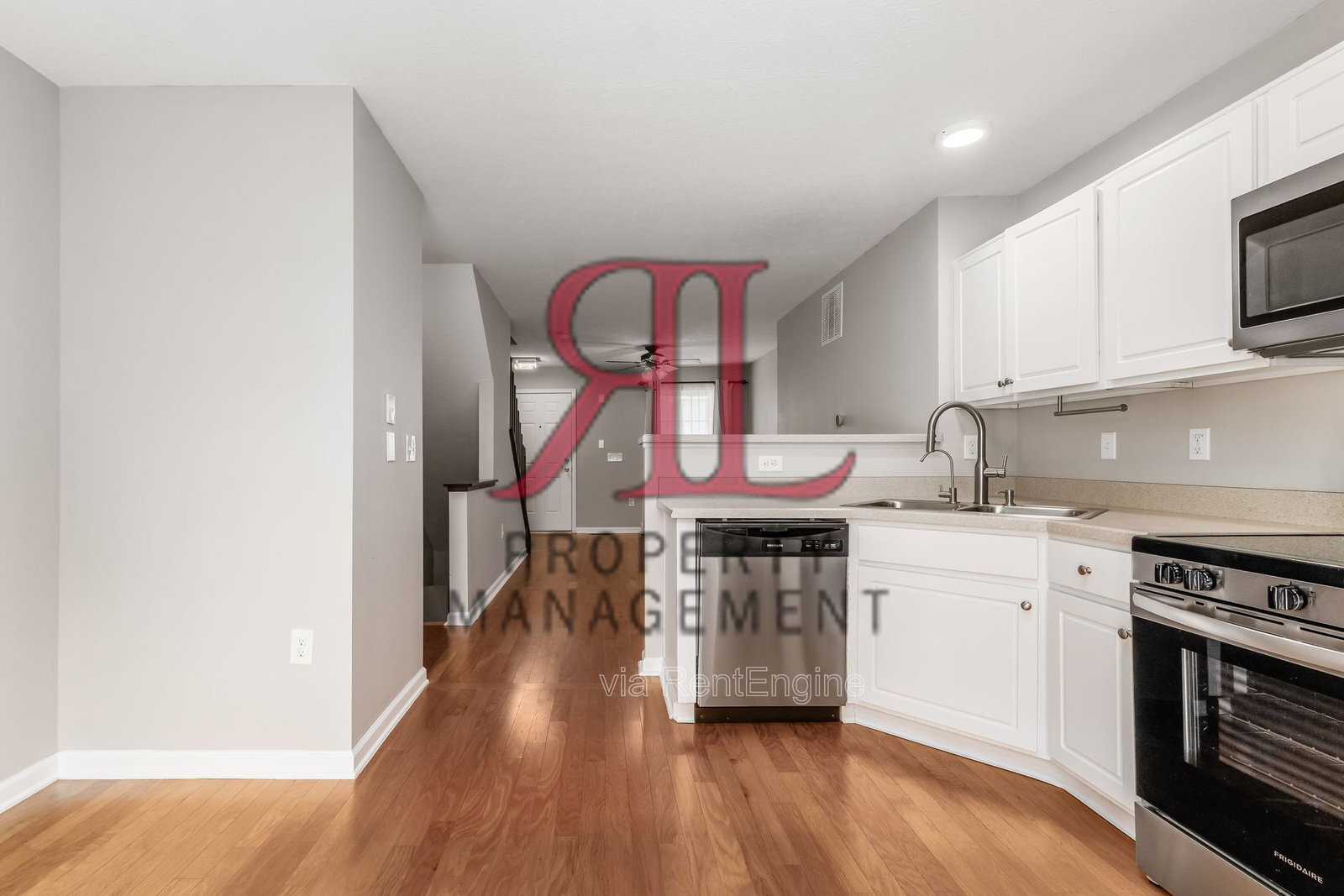 Building Photo - 5807 Bridgehampton Dr