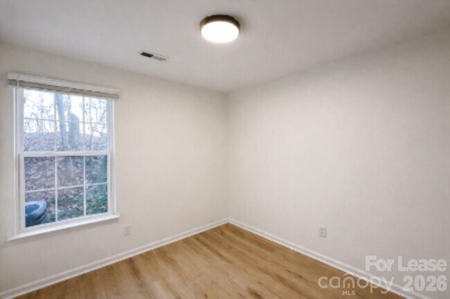 Building Photo - 3707 Silver Ore Ln