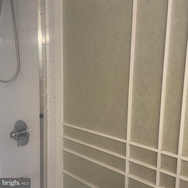 Building Photo - 5225 Pooks Hill Rd