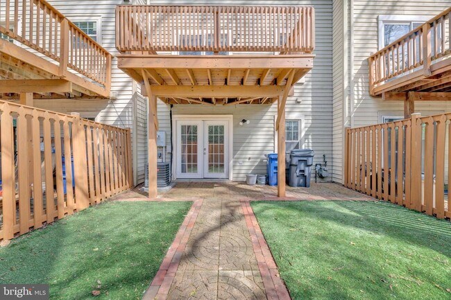 Building Photo - 7826 Mt Woodley Pl