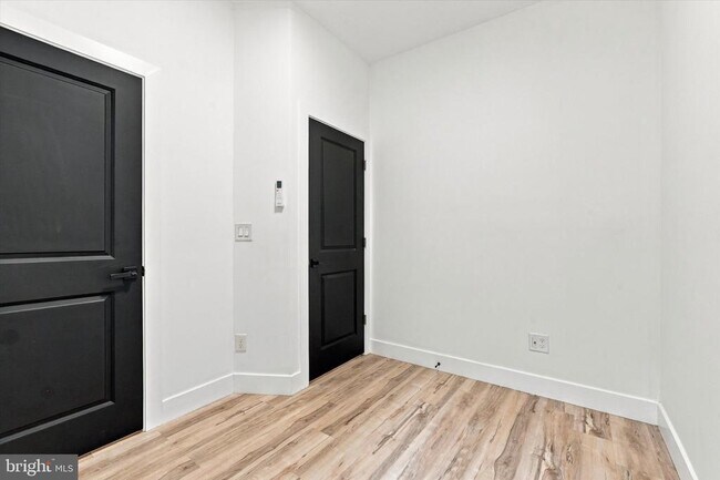 Building Photo - 4535 N Gratz St