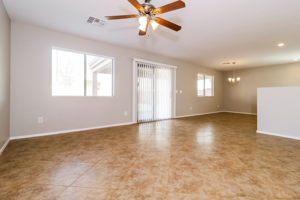 Building Photo - 21790 W Ashleigh Marie Dr