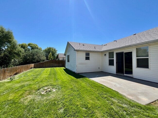 Building Photo - 16426 N Asbury Dr