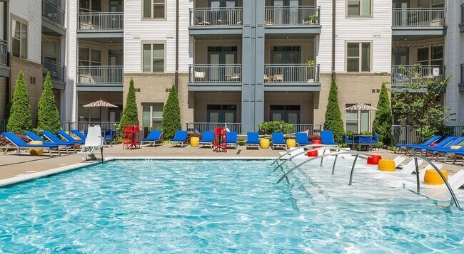 Building Photo - 145 New Bern St