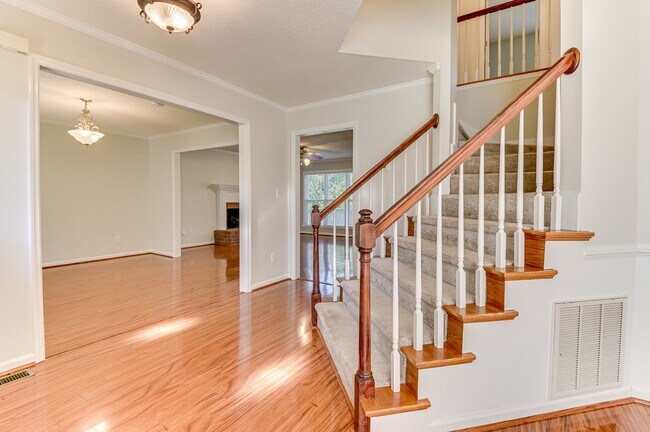 Building Photo - 4135 Fox Brush Dr
