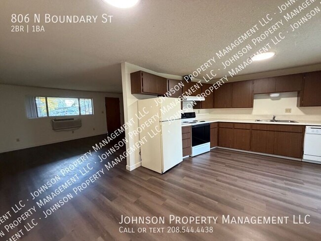 Building Photo - 806 N Boundary St