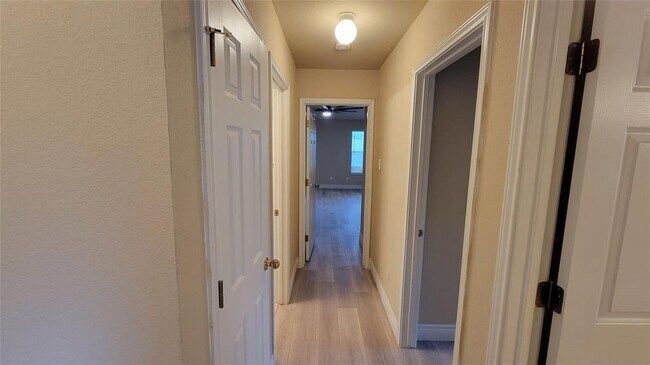Building Photo - 339 Marquitos Dr