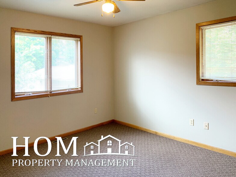 Building Photo - 322 E Lafayette St