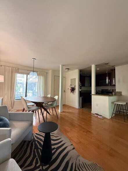 Building Photo - 4141 Via Marisol