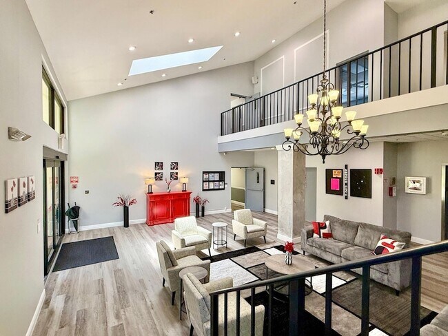 Building Photo - 10678 Ocean Palm Way