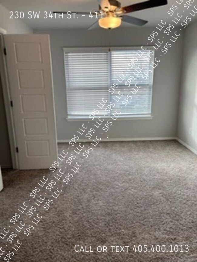 Building Photo - 230 SW 34th St