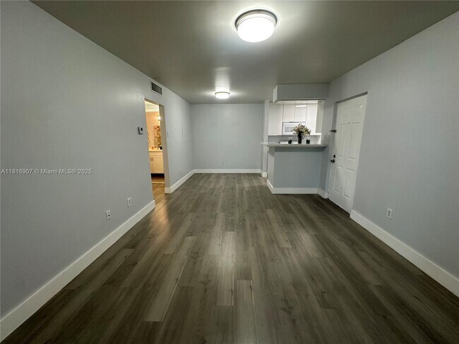 Building Photo - 15330 SW 106th Terrace