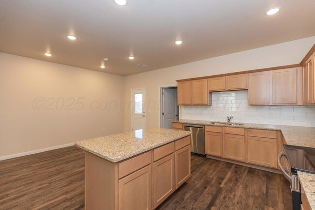 Building Photo - 7604 Beck Dr