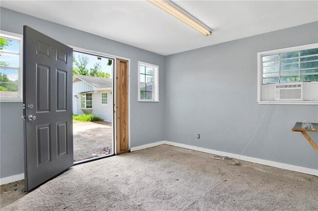 Building Photo - 6023 Lazy Ln