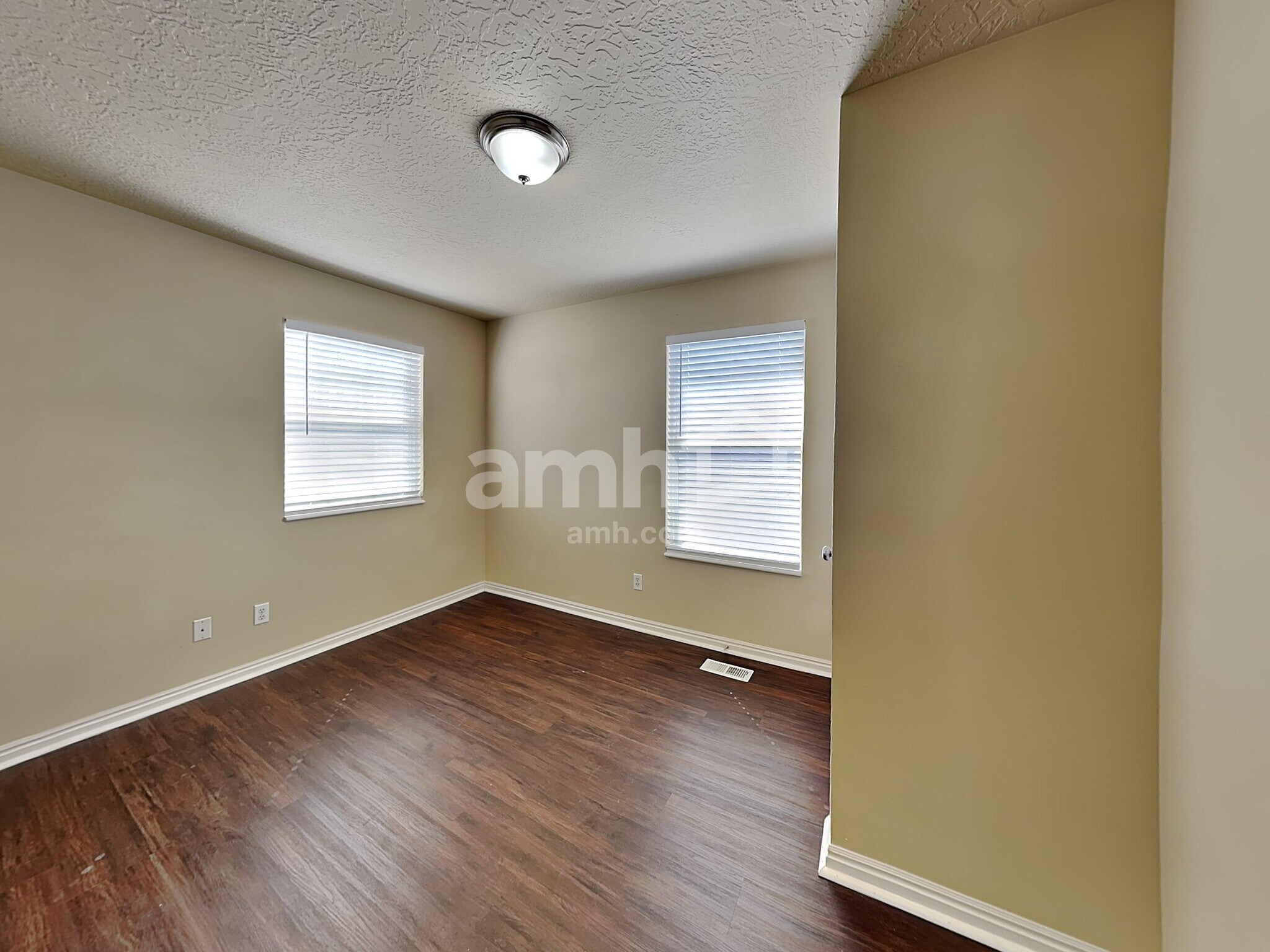 Building Photo - 7801 Ash Point Cir