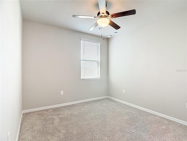 Building Photo - 928 Cambridge Dr