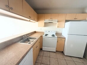 Building Photo - 960 Lake Victoria Dr