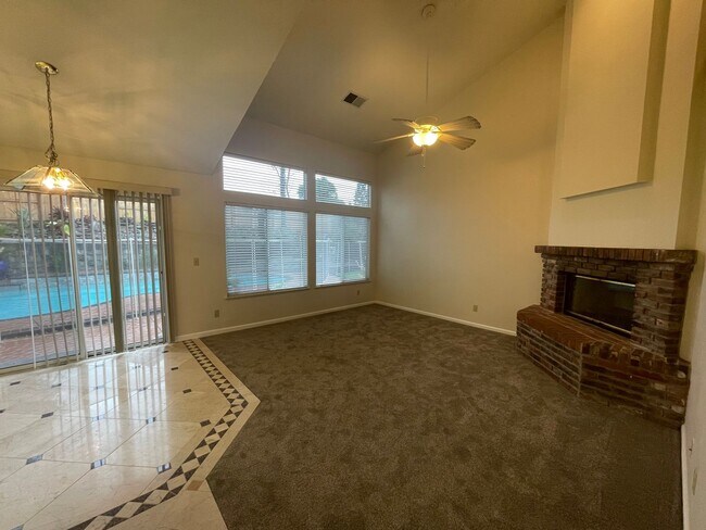 Building Photo - Broadstone neighborhood 4 bedroom home wit...