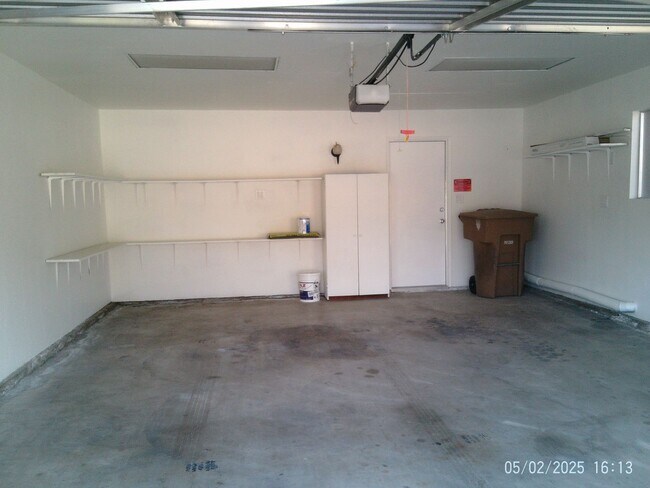 Building Photo - 3200 El Encanto Ct