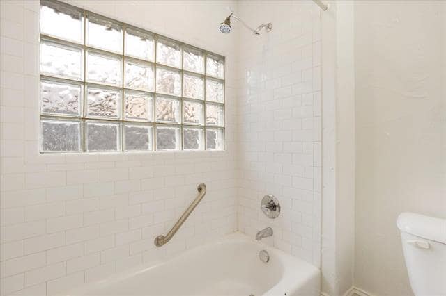 Building Photo - 805 W Owings St