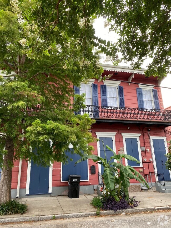 Building Photo - 1200 Ursulines Ave