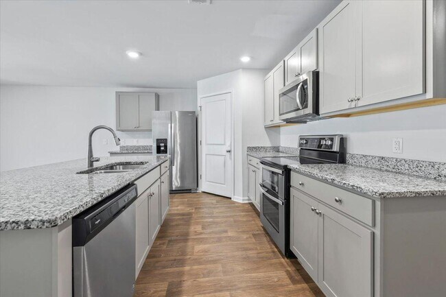 Building Photo - 138 Cotton Bluff Ct