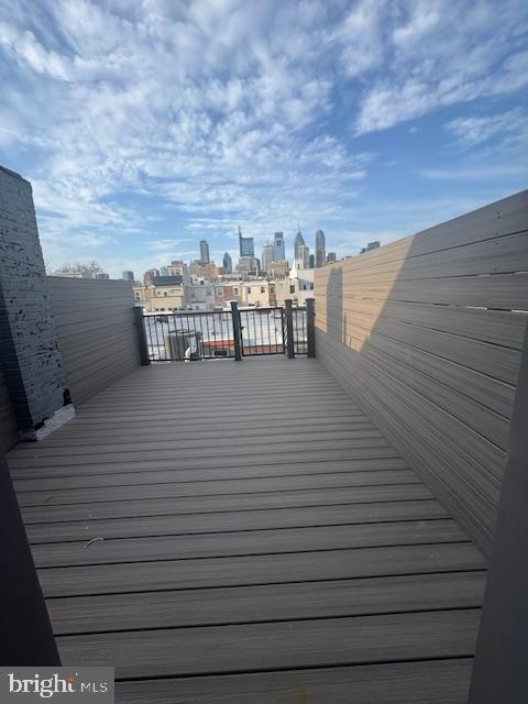 Building Photo - 1809 Christian St