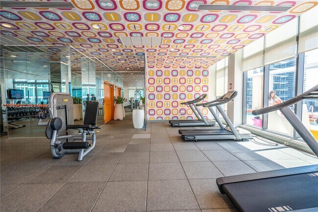 Building Photo - 31 SE 6th St