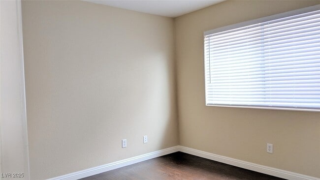Building Photo - 2445 Ember Mist Ct