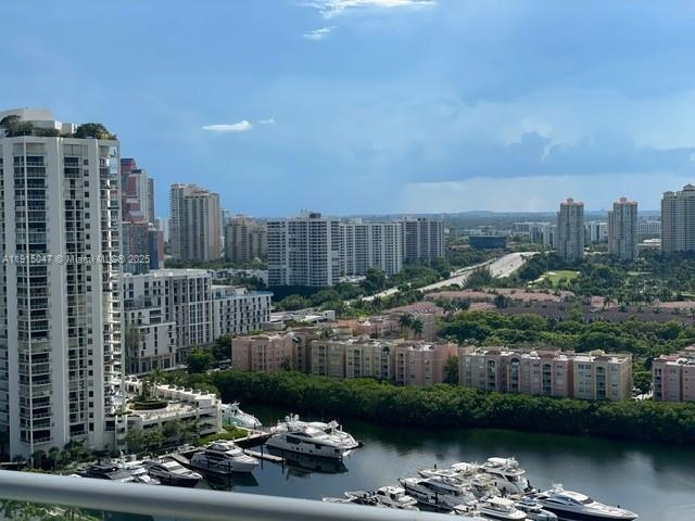 Building Photo - 19707 Turnberry Way