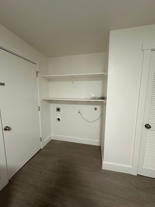 Building Photo - 2 Bed 1 Bath Rental in Orem