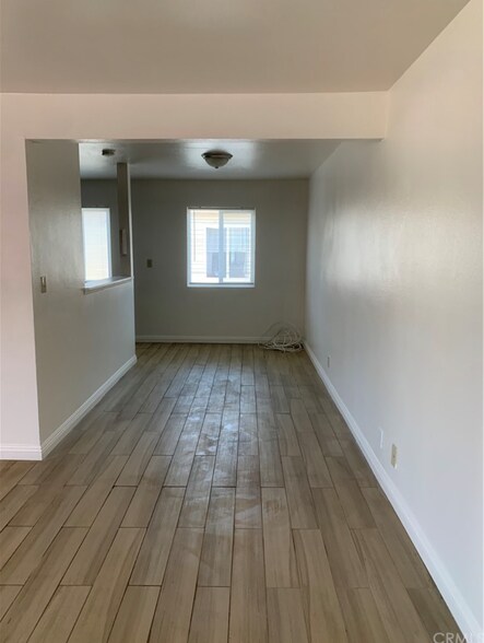 Building Photo - 159 N Vecino Dr