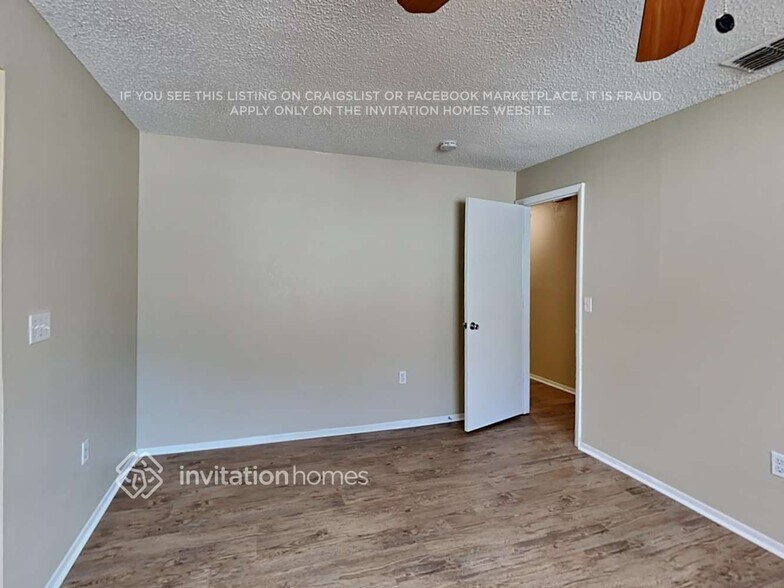 Building Photo - 3859 Whitedove Dr