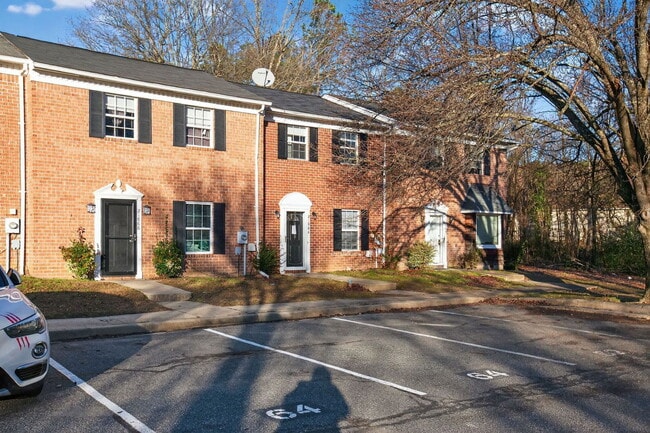 Building Photo - 21864 Ronald Dr