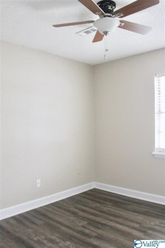 Building Photo - 13923 Hurstland Dr SW