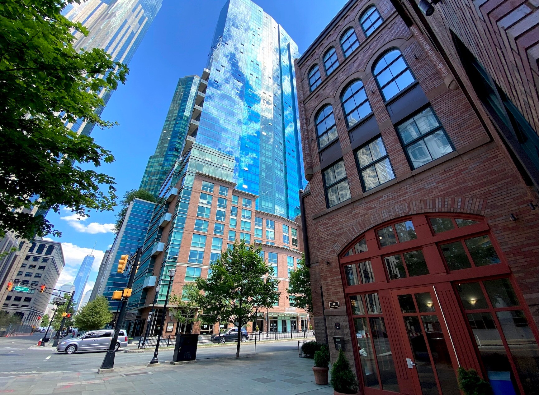 Building Photo - 61 Grand St