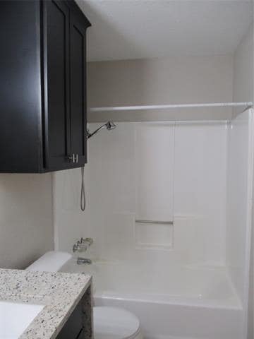 Building Photo - 103 Dove Ln