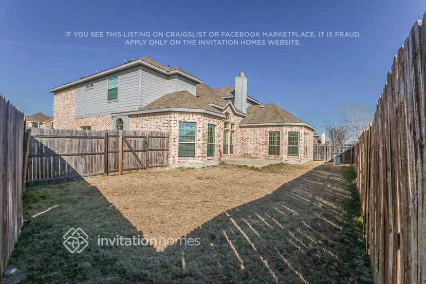 Building Photo - 6829 Muleshoe Ln