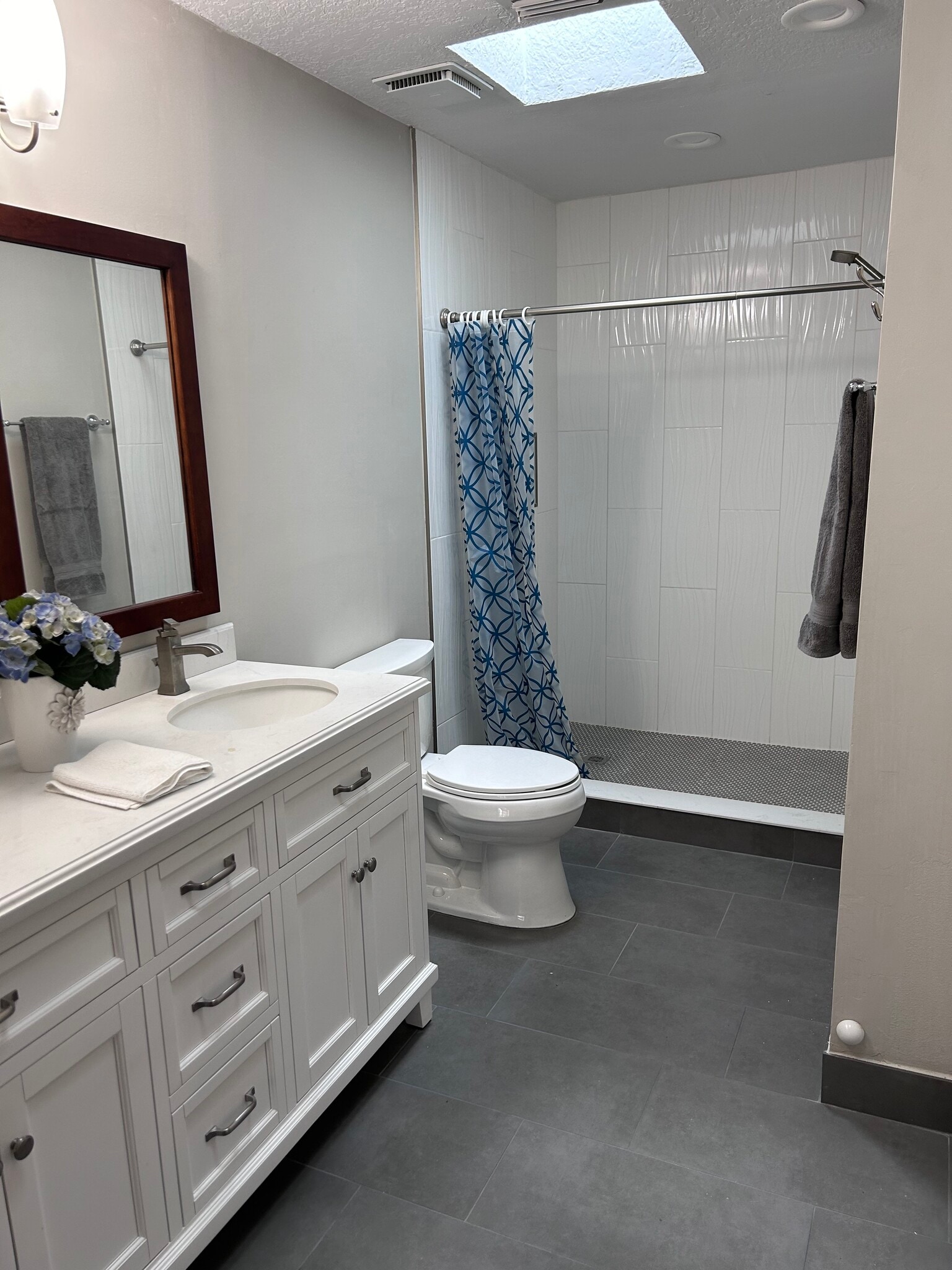 Building Photo - 8559 Pomelo Tree Ln