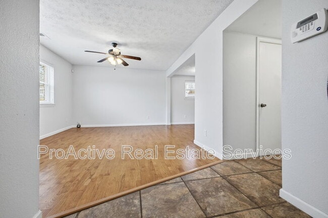 Building Photo - 3228 Dunnbury Ct