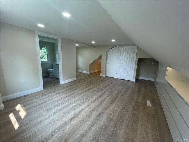 Building Photo - 17 Catskill Ave