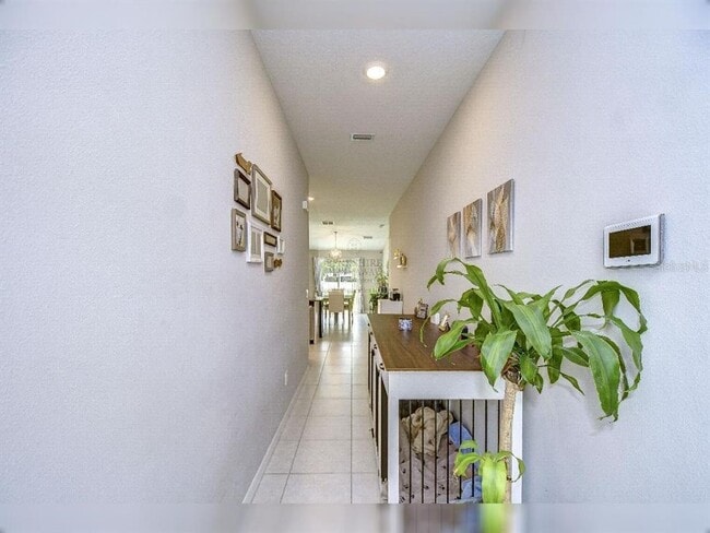 Building Photo - 1412 Tahitian Sunrise Dr