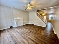 Building Photo - 126 Earl St