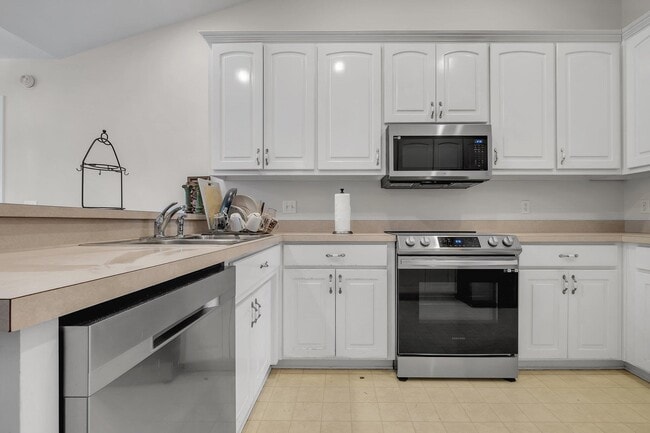 Building Photo - 3528 Leighton Hall Ct