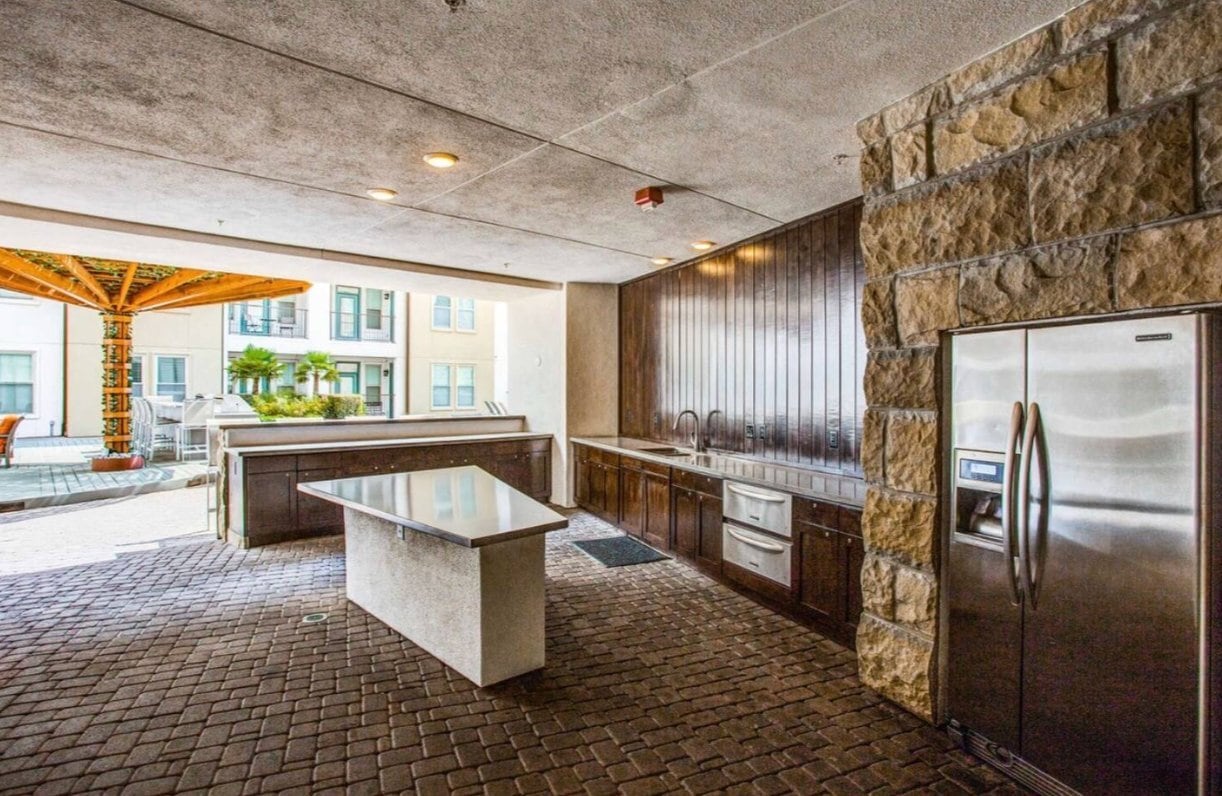 Building Photo - 3930 McKinney Ave
