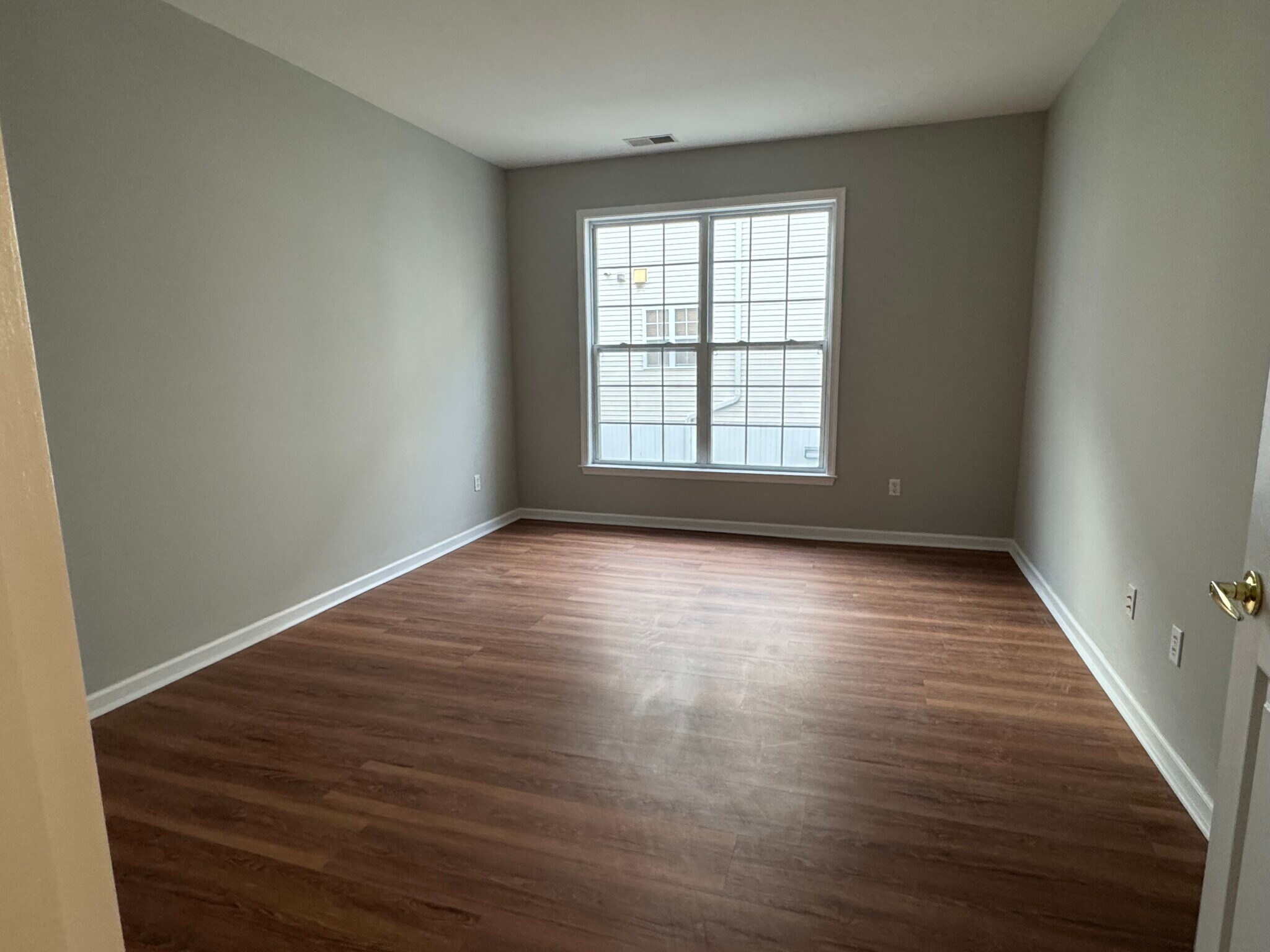 Building Photo - 200 Dey St