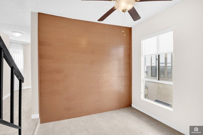 Building Photo - 18411 Hatteras St