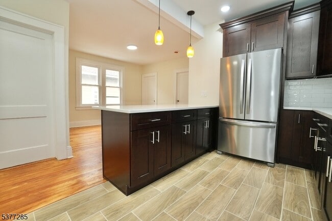Building Photo - 24 Hornblower Ave